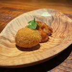 カモシヤ クスモト - オリーブのフライとイカリング