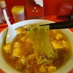 龍松閣 - 麺は細めです