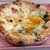 真鶴ピザ食堂 KENNY - 料理写真:しらすと卵と青海苔とクアトロフォルマッジのハーフ＆ハーフ（2023.12）