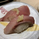 Sushi Taka - 羅臼の寒鰤　683円