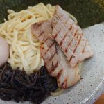 つけ麺・らーめん 辰寅 - 全部のせつけ麺（大盛）1,200円