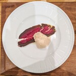 La Stalla - トカプチ牛のカルネラサラータに玉ねぎと蕪のムース