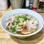 自家製さぬきうどんと肉 新橋甚三 - 肉かけうどん