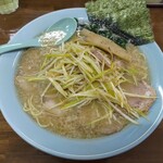 ネギチャンラーメン - ネギチャーシューメン