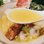 ジャパニーズ ラーメン 五感 - 