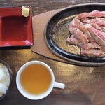 Bifuteki Tsuno - 熟成赤身牛ステーキ
