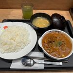 Matsuya - カットステーキのハッシュドビーフ（ライス大盛り）　940円