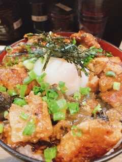 Unatoto - ギガ玉丼＋ご飯大盛、1,300円