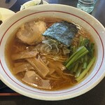 もりもり亭 - 塩ラーメンも選択できる様です。