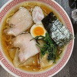 ラーメン大至 - ラーメン＋ワンタン
