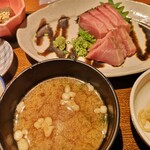 土鍋炊ごはん なかよし - 鰤刺身定食