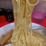 鳥藤 とりそばスタンド - 麺はこんなかんじ。