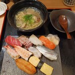 鮨 酒 肴 杉玉 - ラーメン・寿司セット梅１１００円