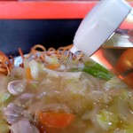 新ちゃん - かたい焼そば　酢投入