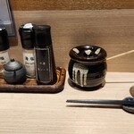 とんかつ憲進 - 調味料たち