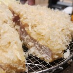 Tonkatsu Kenshin - 箸で持つと切れそうな柔らかさ