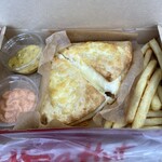 ピザハット - 料理写真:ハットメルツ　　あったかエビグラタン