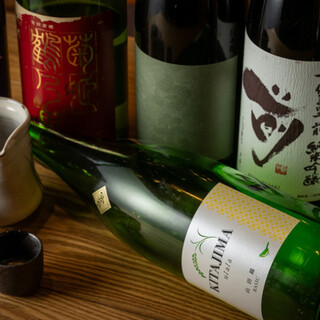 We offer a wide range of local sake, rare sake, lemon sour, and fruit wine.