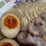 はかたや  - 細麺のキレがあるw