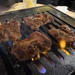 内臓専門 鄭家ホルモン - 