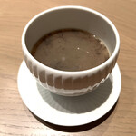 一碗水 - スープ（神菜、豚のタン、干し牡蠣、レンコン、スルメ）