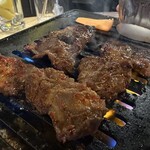 内臓専門 鄭家ホルモン - 