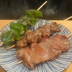 やきとり横丁 - ハツ（塩）・カシラ（塩）・ピーマン