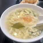 天福 餃子酒場 - 玉子スープ（おかわり無料）