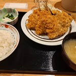 つのはず食堂 - 