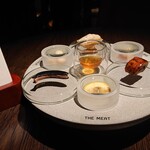 POTONG - バナナ、鶏レバーバ、バナナの花、魚ガルム、ディル、バナナの茎、落花生、ライム