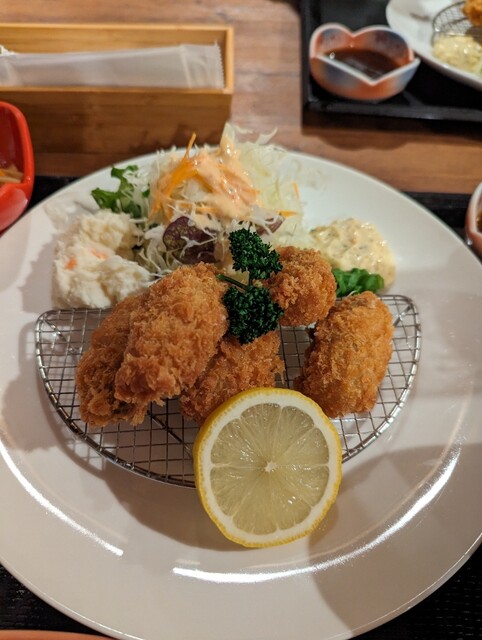 かきとワインのある店 湾岸食堂 - 大船渡（海鮮）の写真