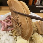 煮干らーめん 川むら - 厚切りバラチャーシュー