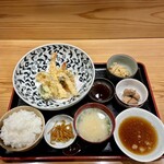 Sakiure - 天ぷらとお刺身の御膳
                      無添加のお料理♡