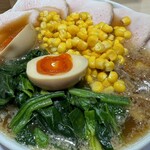 ラーメンみなみ - チャーシュー背脂中華+報連相+味玉+コーン