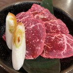 炭火焼肉 貴仙 - 