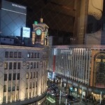 鉄板焼き 銀座 ポルトファーロ - 窓からの夜景