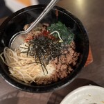 炭火焼肉 貴仙 - 