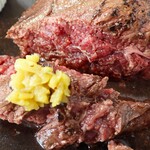 Kenmin Steak - にんにく　オンザステーキ