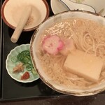 五島うどんと酒菜 はちびら - 力うどん