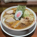 大井町 立食い中華蕎麦 いりこ屋 - いりこ（淡口）¥950、豚¥350