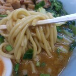 山岡家 - ヘルシーな中太麺屋とヘルシーなスープ