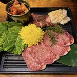 Kanzen Koshitsu Yakiniku Tabehoudai Gyuu Gyuu Paradaisu Sannomiya - 