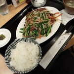 Gyouza Mansai - ニラレバー定食