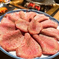 焼肉牛匠 新 - 