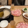 Shabushabu Tajimaya - 出汁は白湯を選択