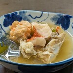 末広寿司 - ◆寿司屋のおでん(タラバガニ・キンキ・海老真薯・わかめ・じゃがいも)