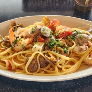 ピッツェリア ジンガラ