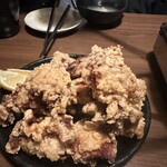 お忍び個室和洋陶板料理居酒屋 イチゴヤ商店 - 若鶏唐揚げ（２人前）