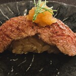 232626907 - 尾崎牛肉炙り寿司