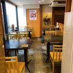 Tonkatsu Niimura - 1階店内の手前フロアのみ